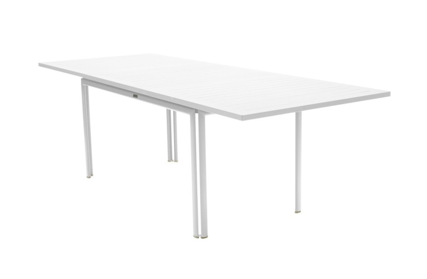 Table Costa FERMOB chez latour