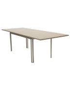 Table Costa FERMOB chez latour