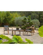 Fauteuil bas de jardin Tekura LES JARDINS en teck et toile Batyline empilable