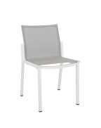 Chaise empilable AMAKA blanc LES JARDINS