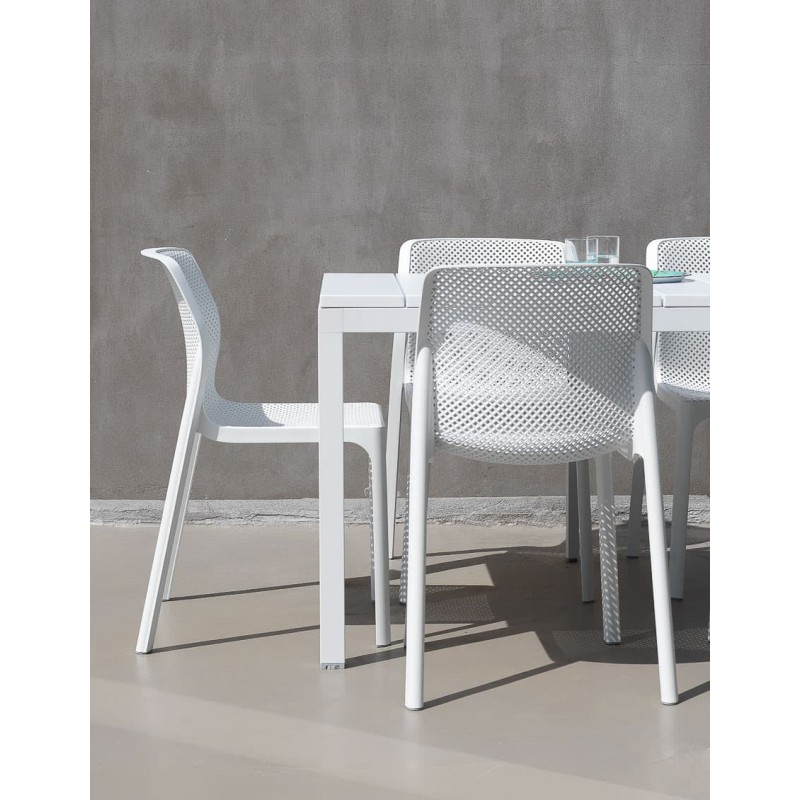 Table extensible Polypropylène RIO 140/210 x 85 cm / 8 places de NARDI