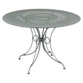 Table à manger Diam 117cm collection 1900 de FERMOB chez Latour