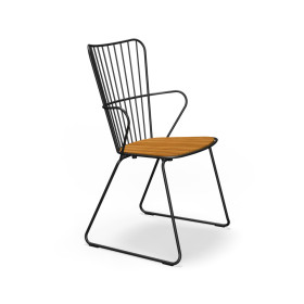Chaise de jardin Paon HOUE en métal noir et bambou, design scandinave d’Henrik Pedersen