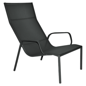 Fauteuil bas de jardin Cadiz Fermob lounge en aluminium et toile Batyline empilable