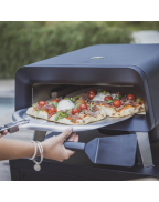 four à pizza professionnel gaz Forge Adour avec pierre rotative automatique pour pizza napolitaine maison