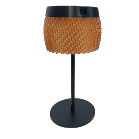 Lampe de table solaire LOLIE Les Jardins en PETG recyclé disponible en coloris olive, safran et ambre