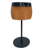 Lampe de table solaire LOLIE Les Jardins en PETG recyclé disponible en coloris olive, safran et ambre