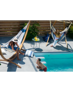 Chaise Hamac DOMINGO LA SIESTA en tissu Outdoor résistant avec barre en bambou FSC, idéale pour petits espaces