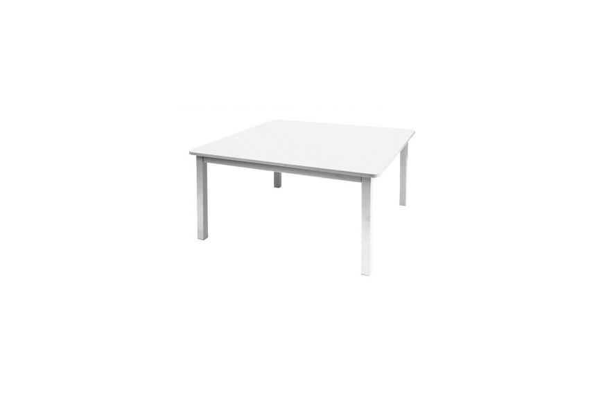 Table Craft FERMOB chez latour
