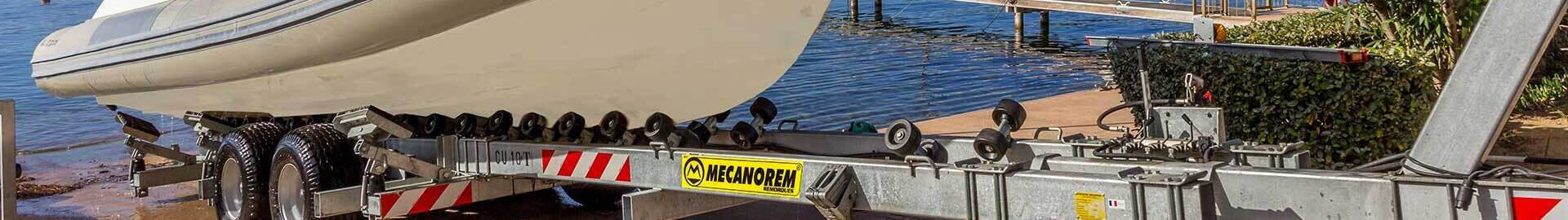 porte bateau moteur 