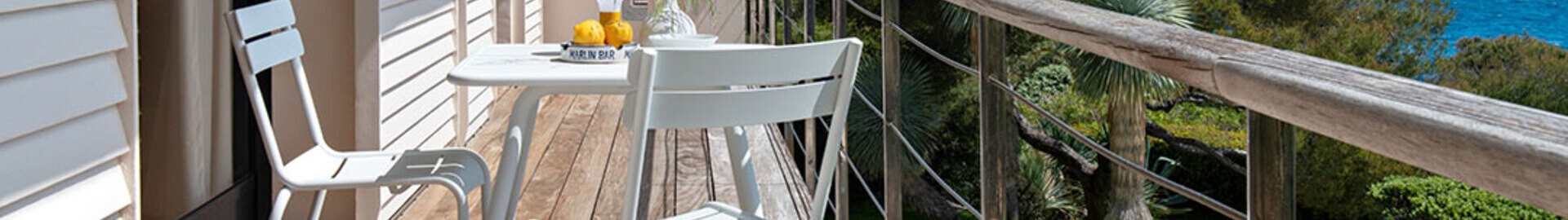 Chaise de jardin empilable