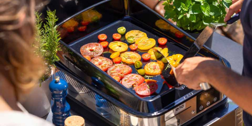 Planchas ENO : plaques en fonte avec cuisson gaz ou électrique pour l’extérieur